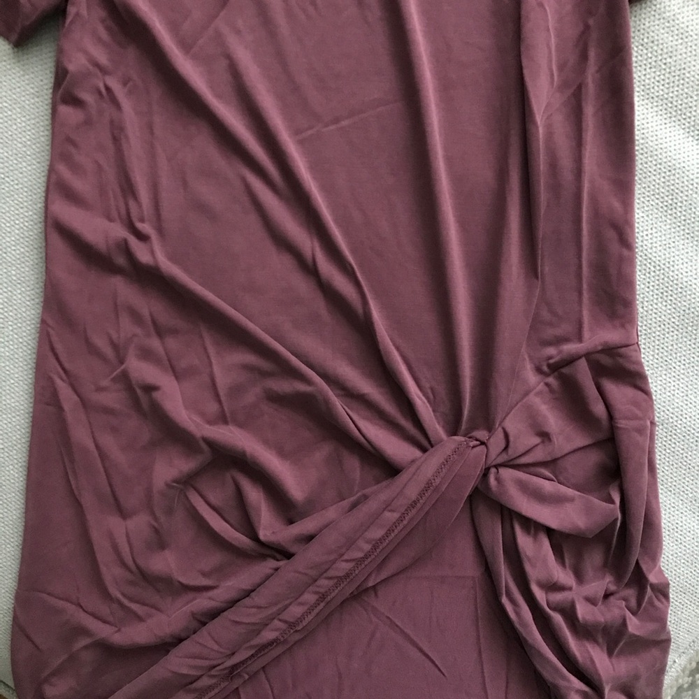 Wine Knotted Tunic Top - Picture 4 of 5